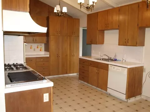 3678 Bechelli, Redding, CA 96002 photo 3