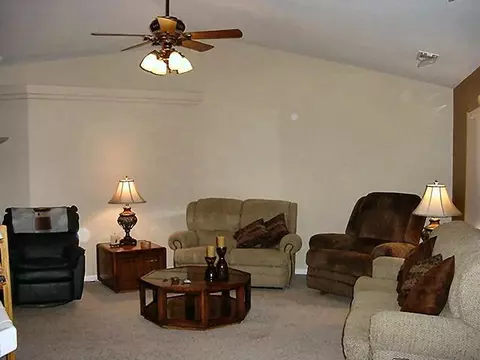 5805 Beaumont Dr, Redding, CA 96003 photo 4