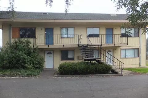 3741 Churn Crk, Redding, CA 96002 photo 1