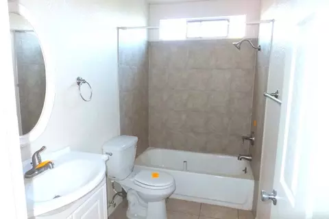 3741 Churn Crk, Redding, CA 96002 photo 5
