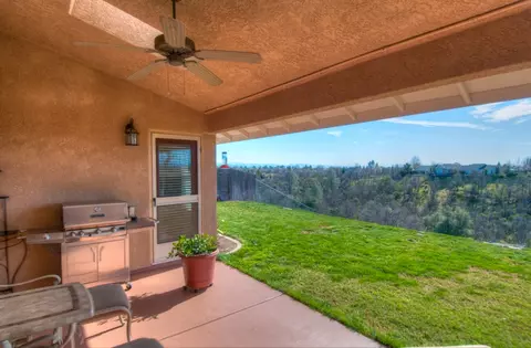 4049 Winter Green Ct, Redding, CA 96001 photo 6