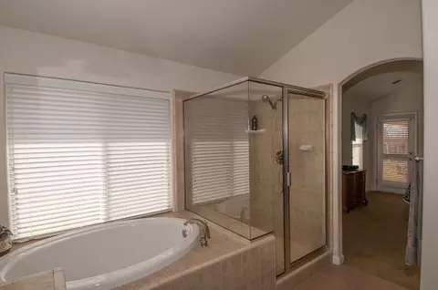 4049 Winter Green Ct, Redding, CA 96001 photo 17