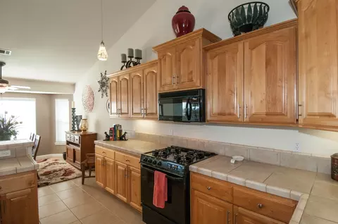 4049 Winter Green Ct, Redding, CA 96001 photo 11