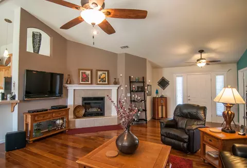 4049 Winter Green Ct, Redding, CA 96001 photo 8
