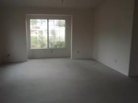 1744 Almaden, Redding, CA 96001 photo 7