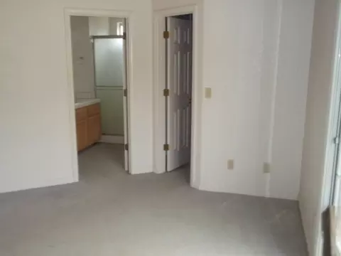 1744 Almaden, Redding, CA 96001 photo 9