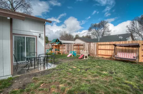 4020 Cirrus St, Redding, CA 96002 photo 29
