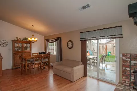 4020 Cirrus St, Redding, CA 96002 photo 9