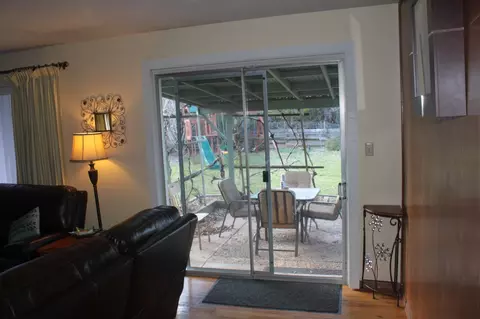 4220 Oro St, Redding, CA 96001 photo 8