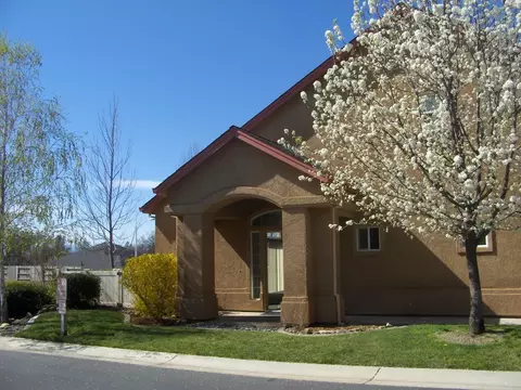 3093 Horizon View Trl, Redding, CA 96002 photo 2