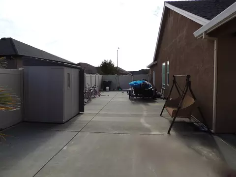 2050 Cilantro, Redding, CA 96003 photo 6