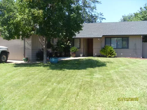 3410 Silverwood St, Redding, CA 96002 photo 9