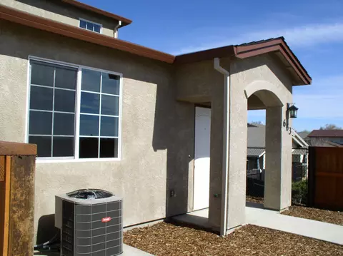 663 Mission De Oro, Redding, CA 96003 photo 1