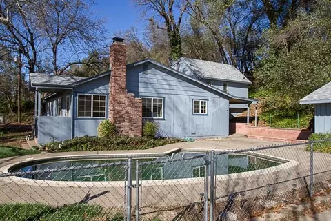 20019 Meadow View Dr, Redding, CA 96002 photo 35