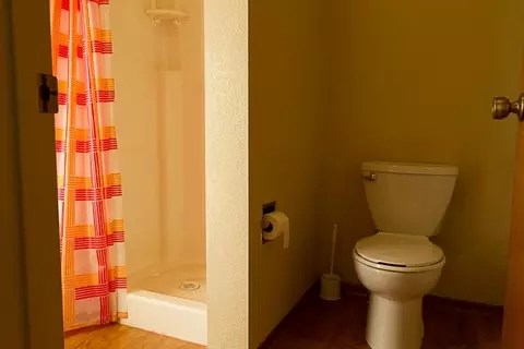 20019 Meadow View Dr, Redding, CA 96002 photo 9