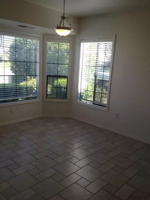 2249 Sophy Pl, Redding, CA 96003 photo 3