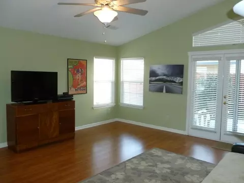 305 Mammoth Path, Redding, CA 96003 photo 27