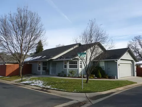 305 Mammoth Path, Redding, CA 96003 photo 5