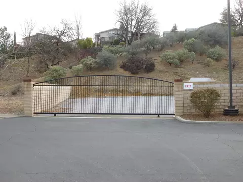 305 Mammoth Path, Redding, CA 96003 photo 35