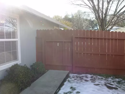305 Mammoth Path, Redding, CA 96003 photo 14