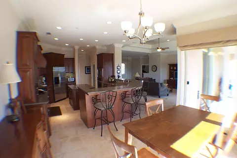 845 Coggins, Redding, CA 96003 photo 20