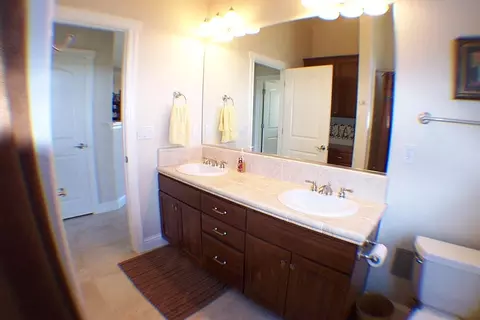 845 Coggins, Redding, CA 96003 photo 34