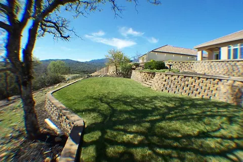 845 Coggins, Redding, CA 96003 photo 48