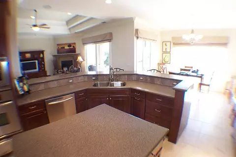 845 Coggins, Redding, CA 96003 photo 10