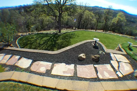 845 Coggins, Redding, CA 96003 photo 41