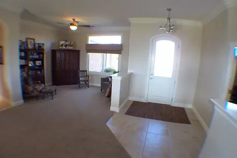 845 Coggins, Redding, CA 96003 photo 4