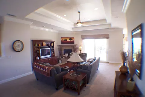 845 Coggins, Redding, CA 96003 photo 3