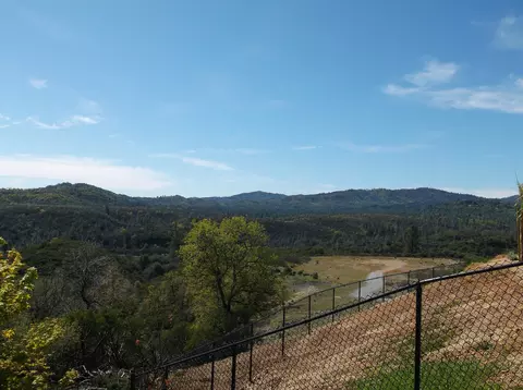845 Coggins, Redding, CA 96003 photo 59