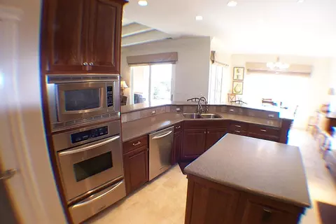 845 Coggins, Redding, CA 96003 photo 16