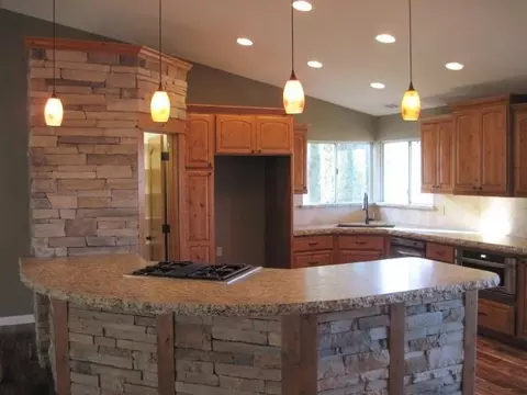 4939 Tralee Ln, Redding, CA 96001 photo 2