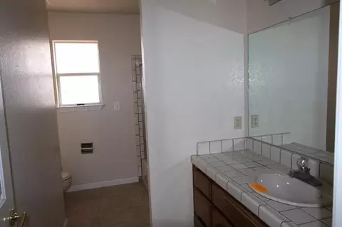 3858 Siskiyou St, Redding, CA 96003 photo 3