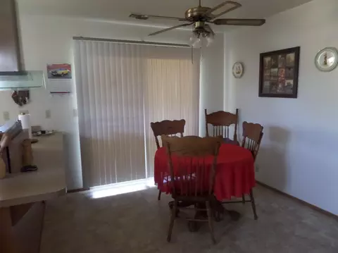 2452 Capella St, Redding, CA 96002 photo 3