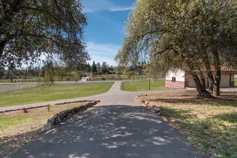 13489 Tierra Oaks Dr, Redding, CA 96003 photo 30
