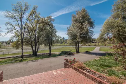 13489 Tierra Oaks Dr, Redding, CA 96003 photo 31