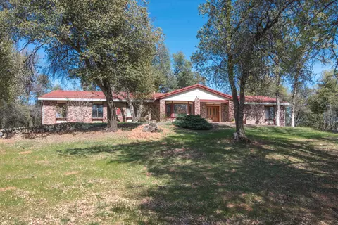 13489 Tierra Oaks Dr, Redding, CA 96003 photo 3