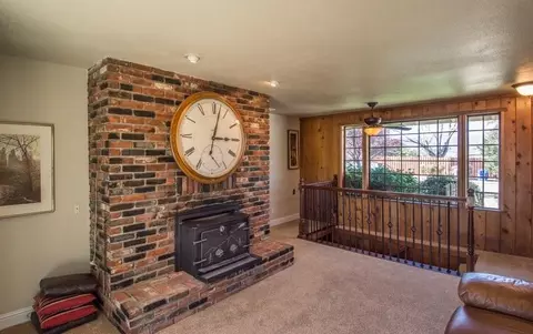 745 Cascade Ct, Redding, CA 96001 photo 3