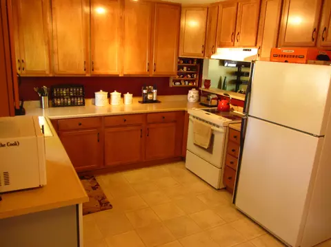 2862 Irwin Rd, Redding, CA 96002 photo 3