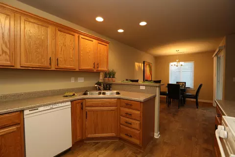 3387 Oak St, Anderson, CA 96007 photo 4