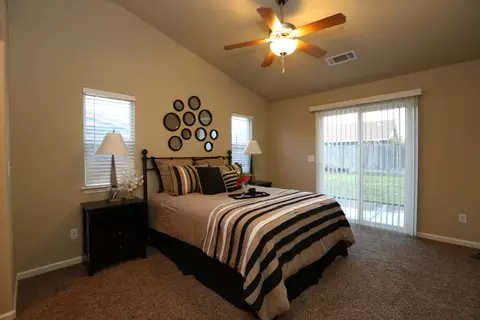 3387 Oak St, Anderson, CA 96007 photo 8