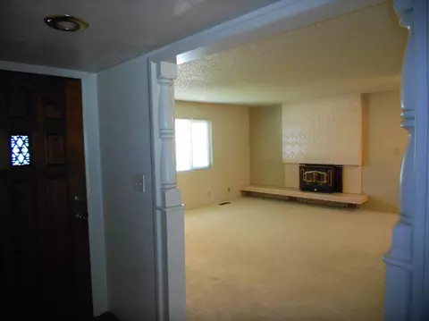 6917 River Dr, Redding, CA 96001 photo 8