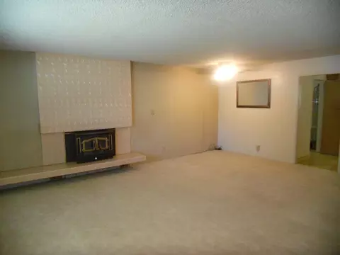 6917 River Dr, Redding, CA 96001 photo 5