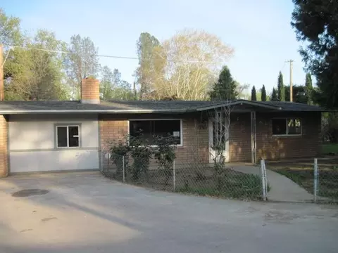 1912 Acorn Ln, Redding, CA 96001 photo 1