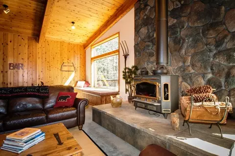 1351 Eagle Creek Loop, Coffee Creek, CA 96091 photo 5