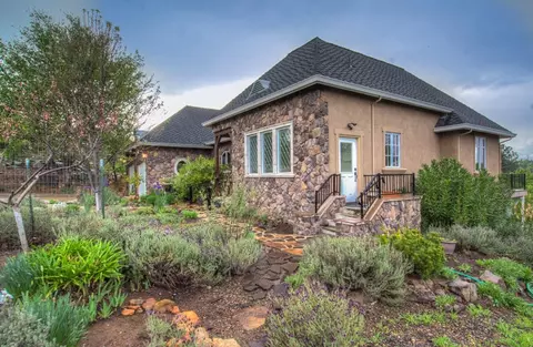 824 Peri Dr, Redding, CA 96001 photo 19