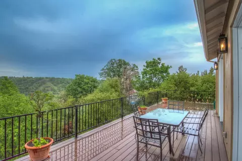 824 Peri Dr, Redding, CA 96001 photo 25