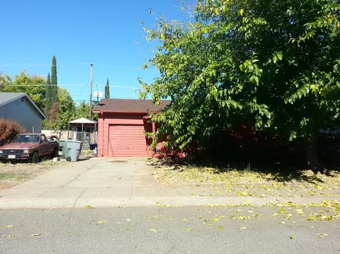 2326 Nebula St, Redding, CA 96002 photo 1
